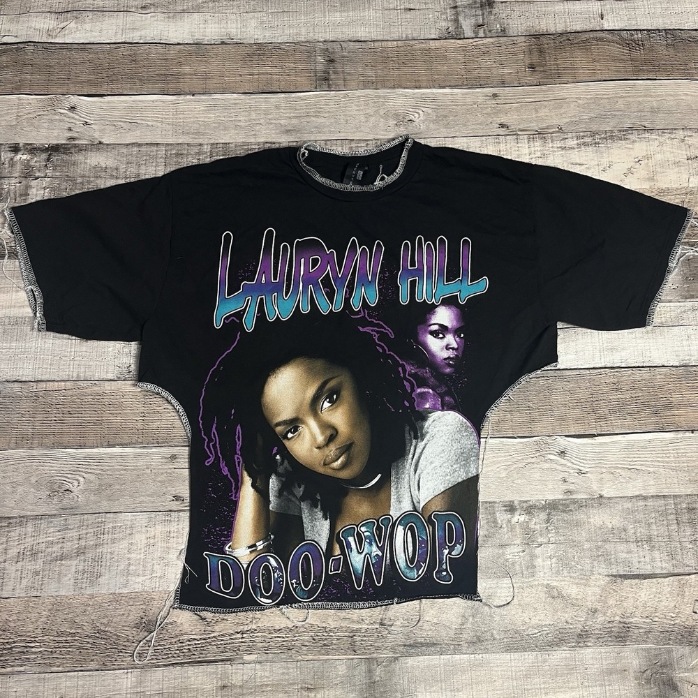 Lauryn Hill Shirt Women's Size Medium Cropped Modern Reprint Rap Tee Singer Art